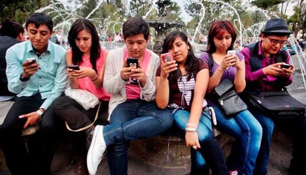 AMLO garantiza las dosis suficientes para inmunizar a los adolescentes contra la Covid-19