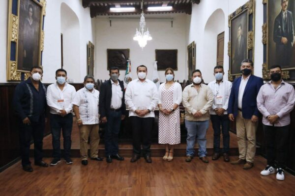 El alcalde Renán Barrera estrecha lazos con alcaldesas y alcaldes de Guatemala
