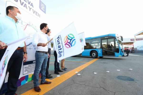 Vila pone en marcha la nueva ruta periférico “Va y Ven”