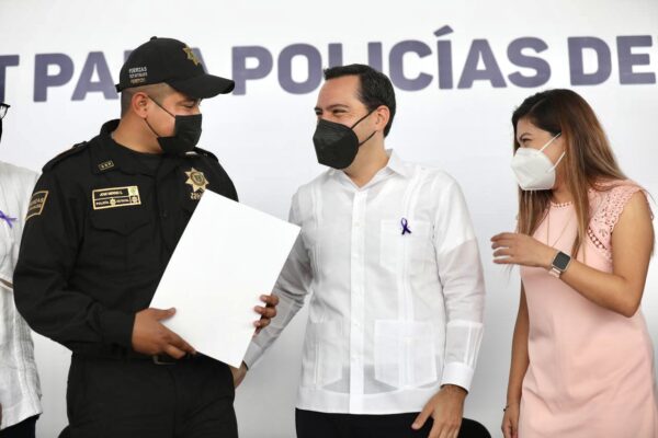 Tras gestiones del Gobernador Mauricio Vila Dosal, Yucatán es el primer estado del país con un programa de financiamiento de vivienda del Infonavit para policías