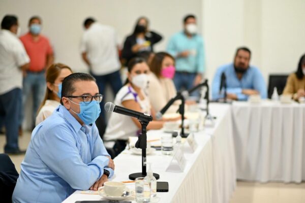 Otras fuerzas políticas avalarán el Paquete Fiscal 2022: Víctor Hugo Lozano Poveda