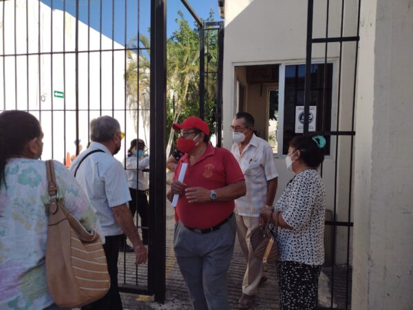 Agremiados de la Sección 57 del SNTE votaron libre y en secreto para elegir al secretario general