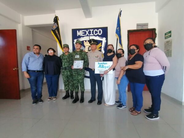 Ángel cumple su sueño de ser Soldado Honorario