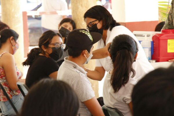 En los últimos 5 días, se aplicaron en Yucatán más de 82,000 vacunas contra el Coronavirus
