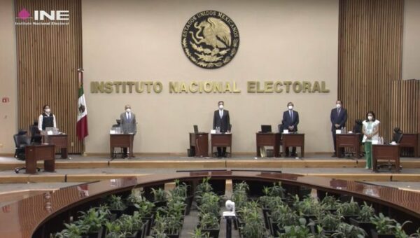 La Cuatroté no puede “estrangular económicamente” al INE