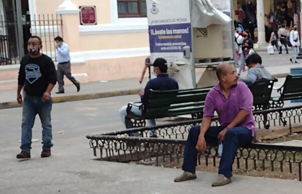 Ómicron es leve, pero por su contagiosidad puede saturar los servicios de salud