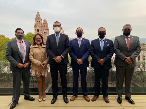 José Antonio Centeno Reyes da banderazo para el arranque de campaña para la Presidencia Nacional de CANACINTRA para el periodo 2022 – 2023
