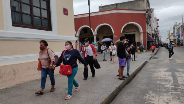 Contagios por Covid aumentan, pero las hospitalizaciones no, afirmó López-Gatell