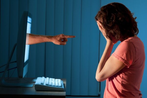 Instituto Municipal de la Mujer acompaña a las víctimas de violencia digital