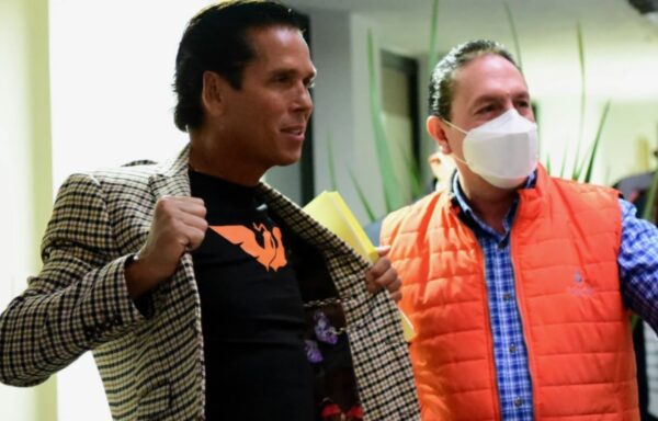 Palazuelos se baja de la contienda a la gubernatura de Quintana Roo