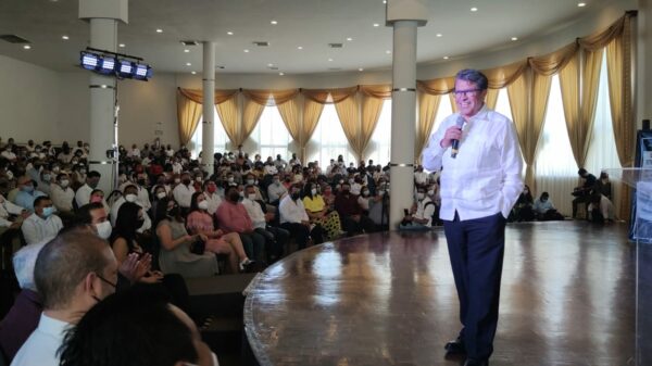 «Sí buscaré la candidatura», expresó el senador morenista Ricardo Monreal