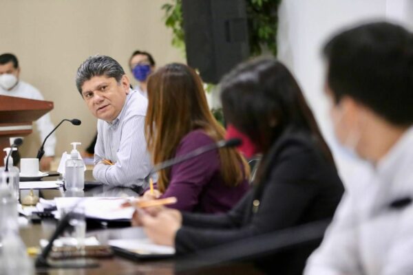 Costos de servicios notariales deben disminuir en apoyo a la economía de los yucatecos: Gaspar Quintal