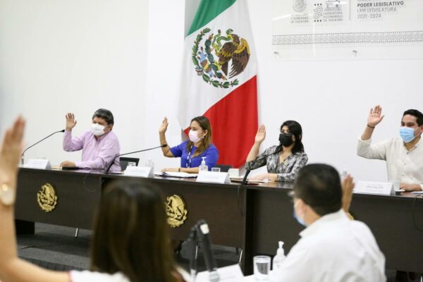 Continúan con el análisis y distribuyen diversas iniciativas en comisión de Puntos Constitucionales y Gobernación