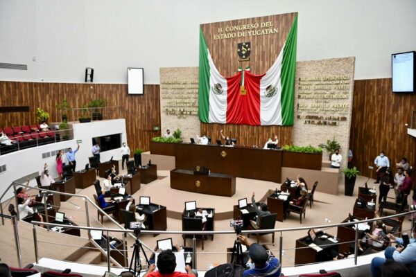 Proponen diversas adiciones a la Constitución del Estado en materia de Desarrollo Integral de la Juventud