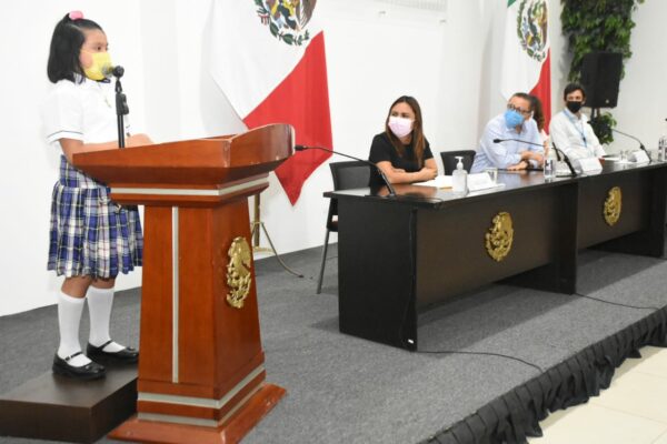 La niñez yucateca sorprende por su elocuencia en Foro sobre salud y alimentación