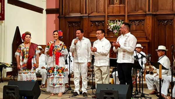 Migrantes mantienen vivas las tradiciones y cultura yucatecas en Estados Unidos
