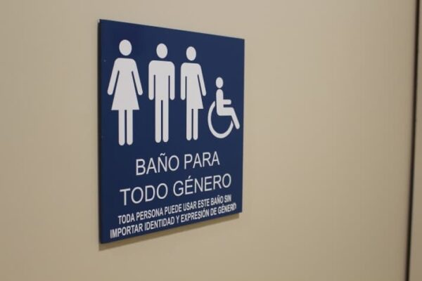 Baños para todo género en la Facultad de Química de la Uady