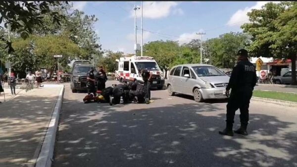 Un automovilista colisionó a un niño en la colonia San José Tecoh