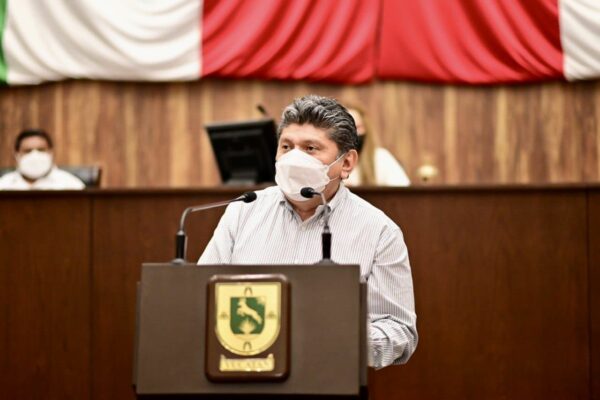 PRI se opuso a reforma del Ejecutivo que afectaría los servicios notariales