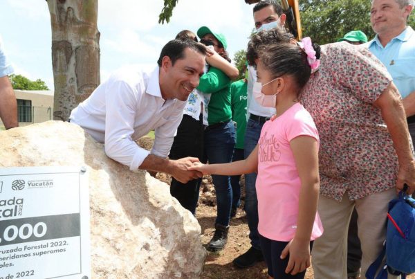 El Gobernador Mauricio Vila Dosal y el alcalde Renán Barrera Concha unen esfuerzos con la ciudadanía para convertir a Mérida en una ciudad sostenible