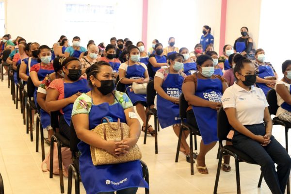 Cocineras voluntarias, pieza clave en la seguridad alimentaria