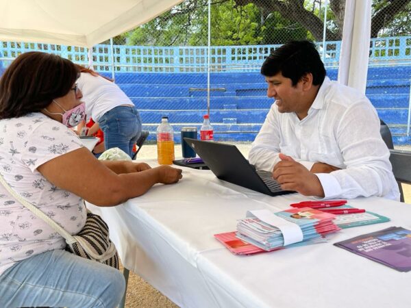 Módulo Infonavit en la colonia Esperanza