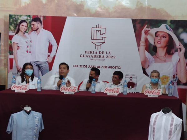 Tekit conquistará al mundo con sus guayaberas tradicionales e innovadoras