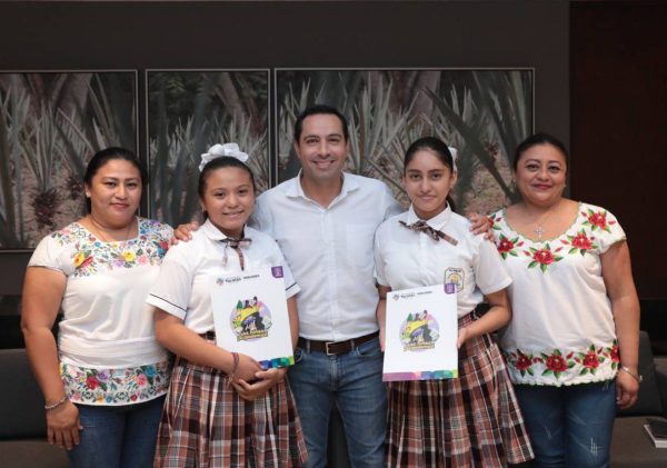 Gobernador Mauricio Vila Dosal apoya a niñas yucatecas para que participen en concurso internacional de ciencias en Paraguay