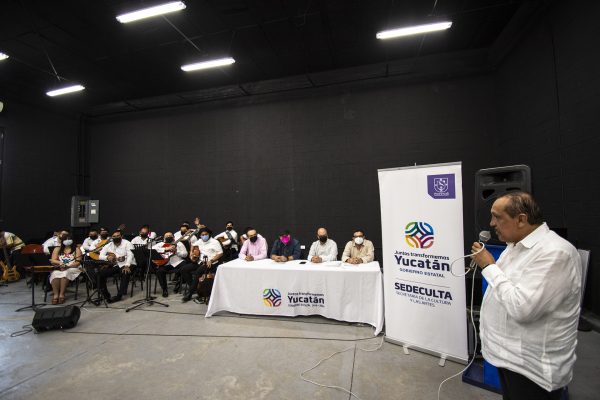 Culmina Diplomado en Trova Yucateca y egresados muestran sus destrezas