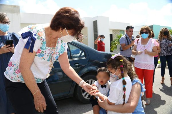 Adopción brinda a bebé con síndrome de Down la oportunidad de una nueva vida 