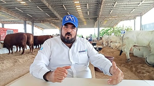 Macari, un diputado cercano a la gente