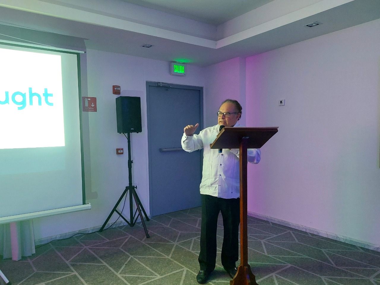 Confía sector de tecnología en el talento yucateco