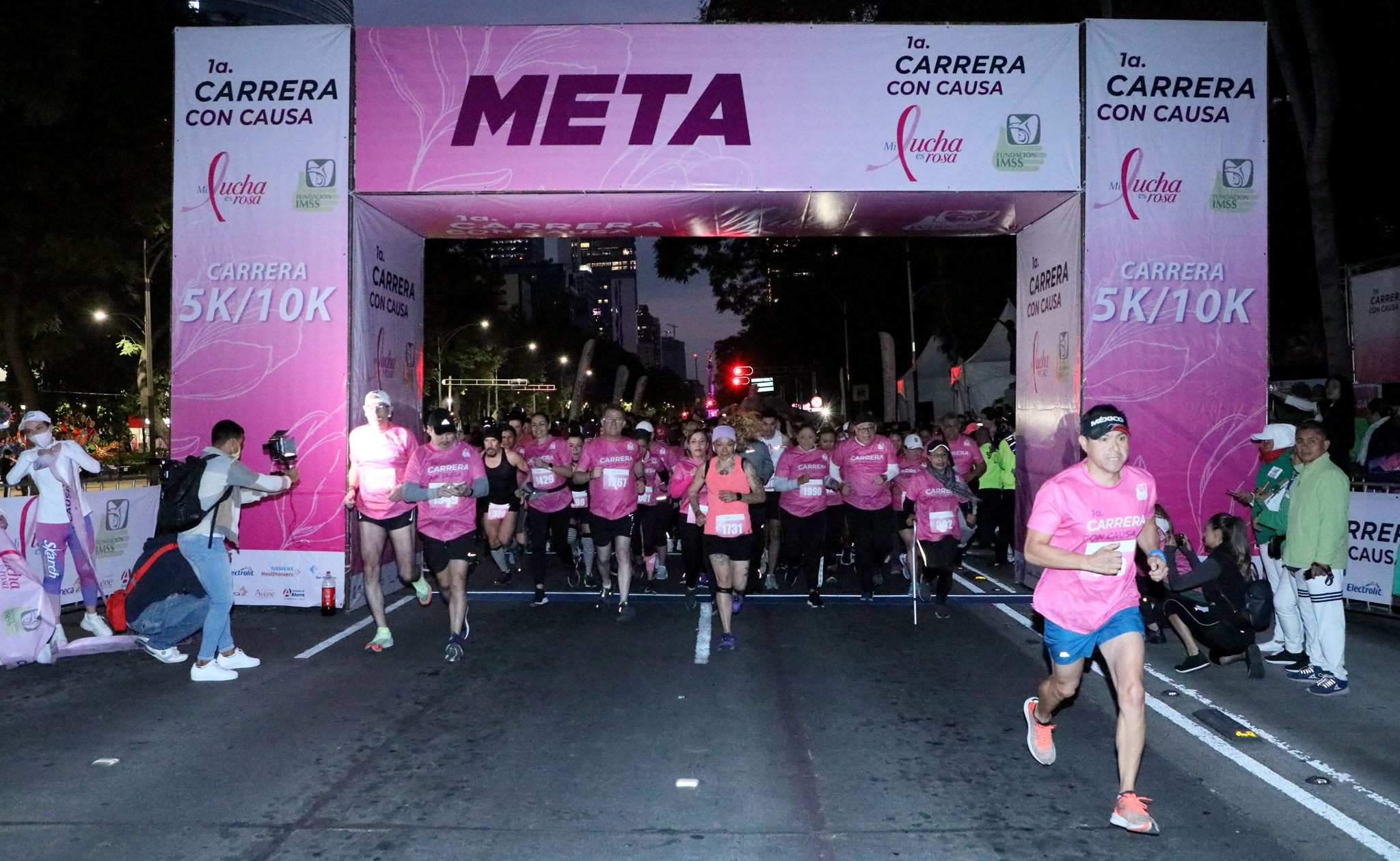 Realizan Fundación IMSS y el Seguro Social Primera Carrera con Causa Mi Lucha es Rosa para fomentar actividad física y prevenir enfermedades