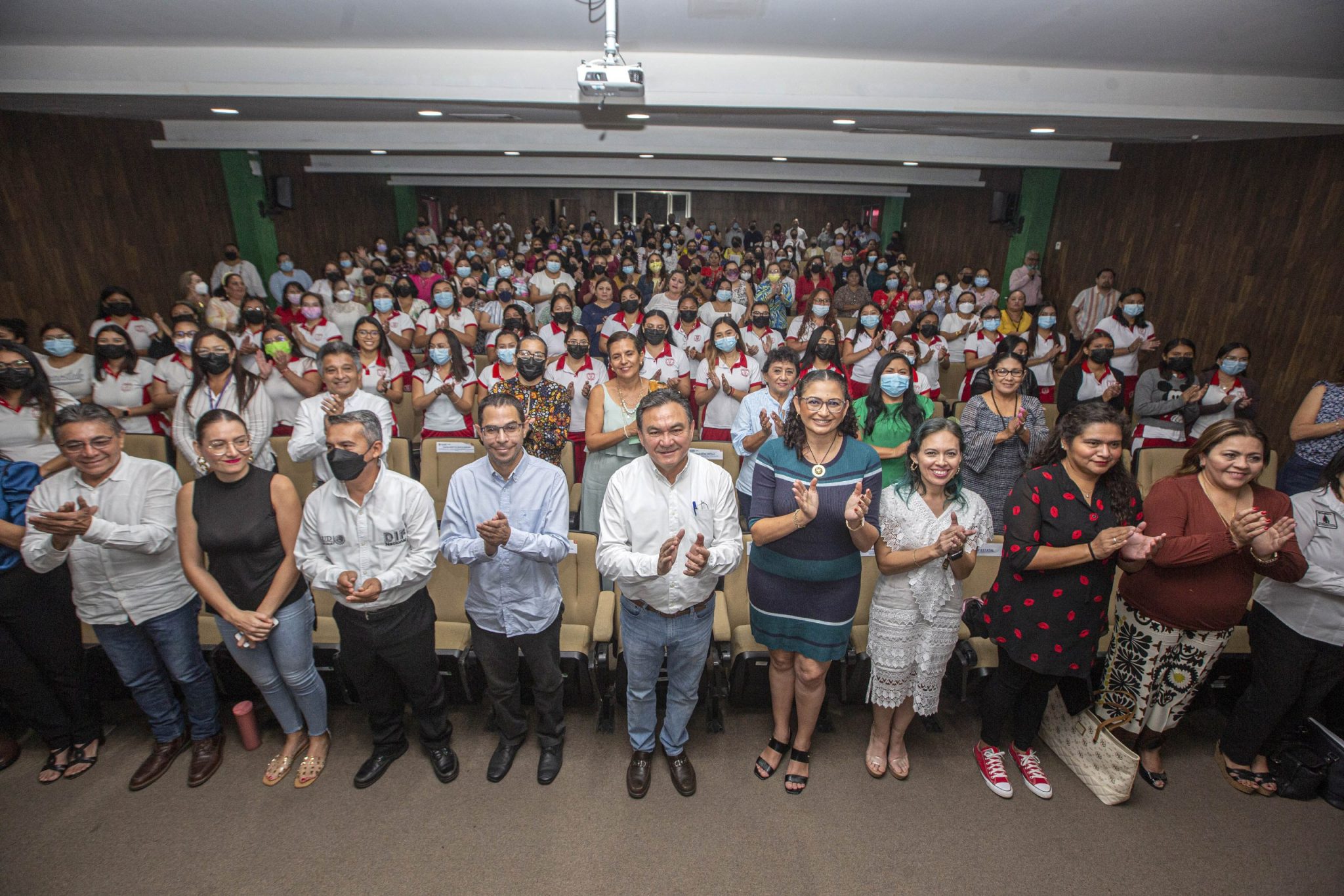 Impulsan la profesionalización de los agentes educativos que atienden la primera infancia
