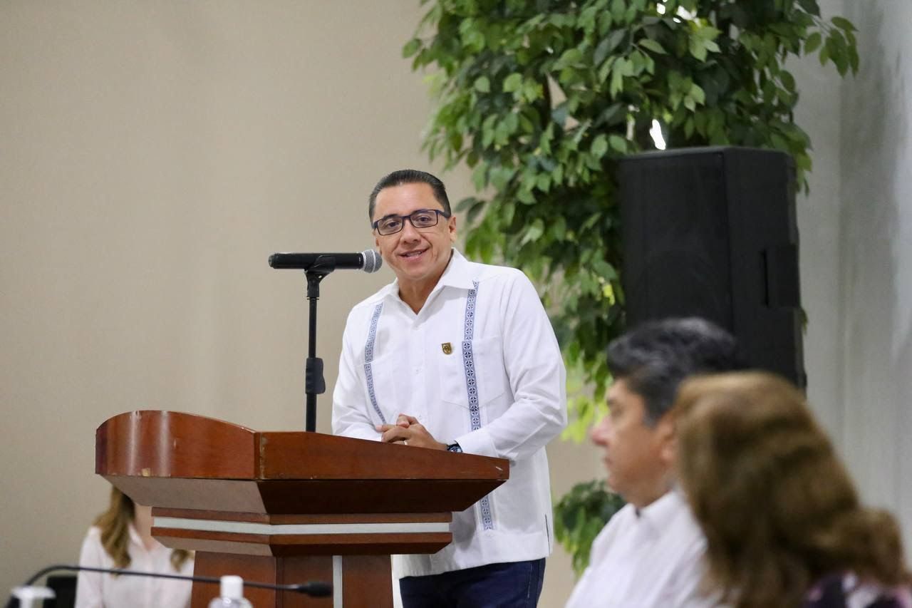 Congreso del Estado y la Universidad Anáhuac Mayab signan convenio de colaboración