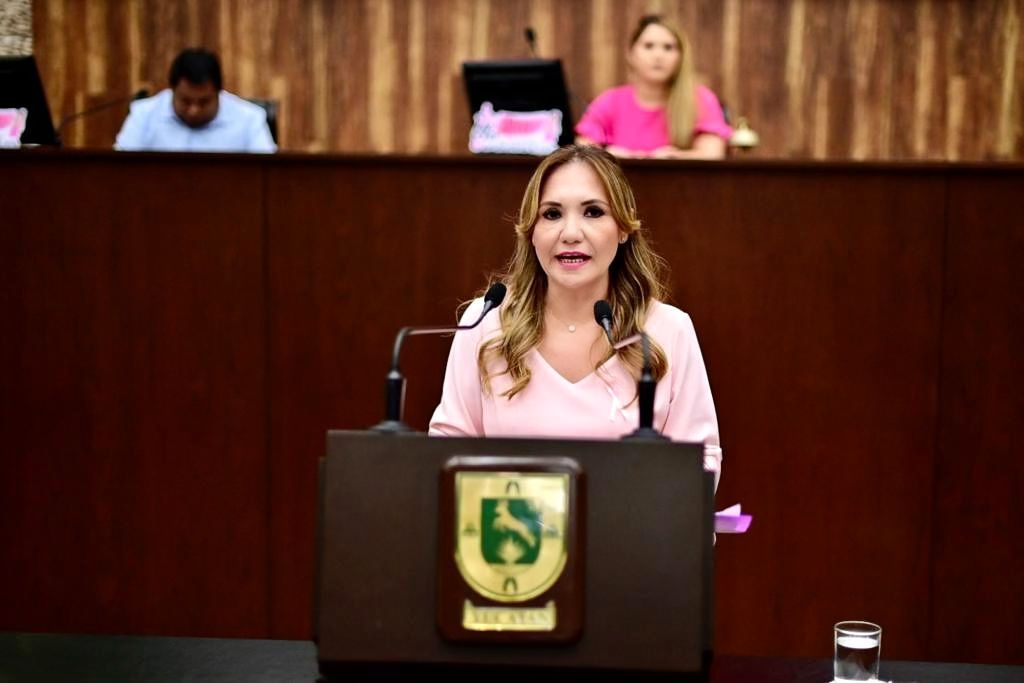 Karla Franco presenta reforma para que las mujeres obtengan salarios dignos