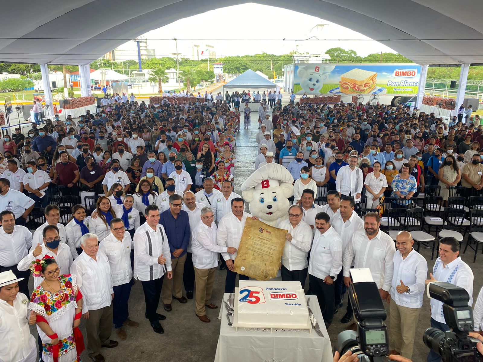 El “Osito Bimbo” celebra 25 años de hornear pan en Yucatán