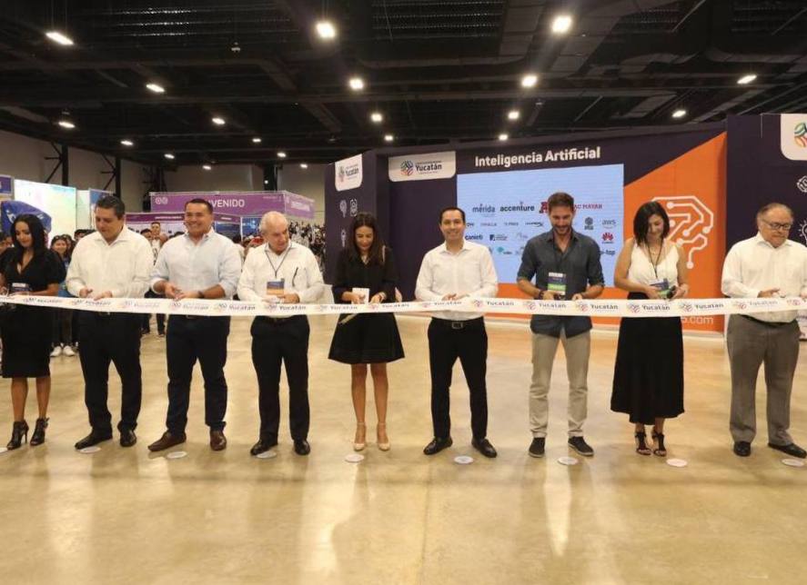 Estudiantes yucatecas tendrán becas del 100% al estudiar carreras en ingenierías