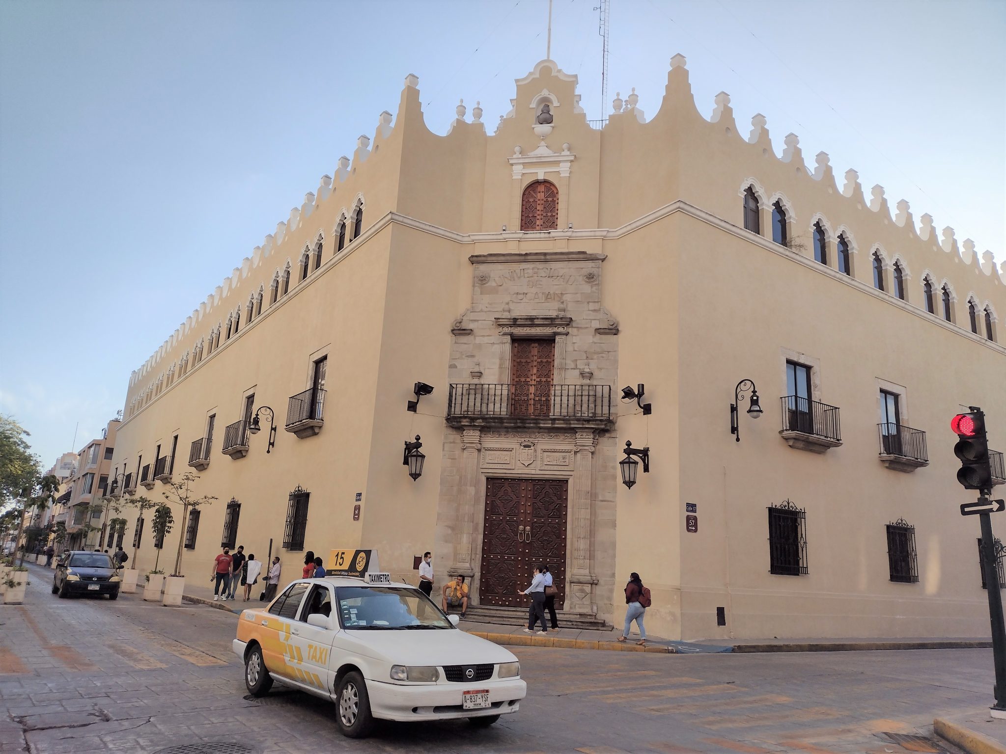 La Uady ejerció violencia de género al no permitir que mujeres contendieran por la rectoría