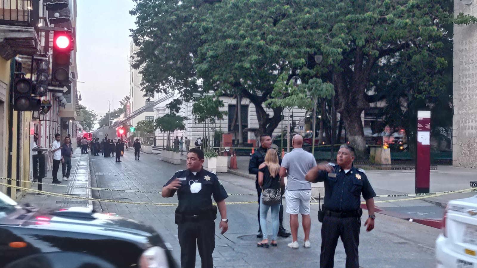 Controlado incendio en el teatro “Peón Contreras”. No hay lesionados.