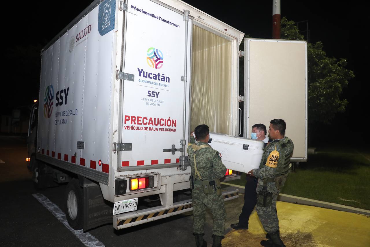 Cargamento con 74,400 dosis de vacuna contra el Coronavirus arriba a Yucatán para continuar protegiendo a la población yucateca