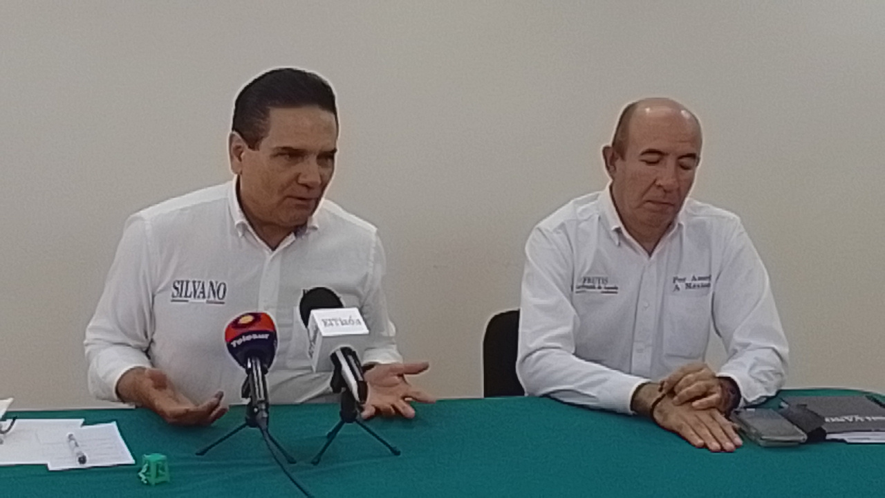 Los panistas no pueden derrotar solos a Morena en 2024, bájenle a la soberbia, Silvano Aureoles