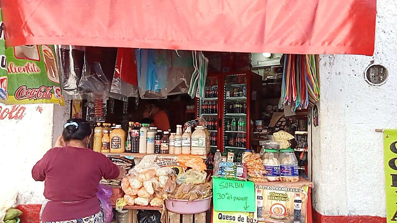 Pequeño comercio cierra un mal año; el 2023 podría ser peor
