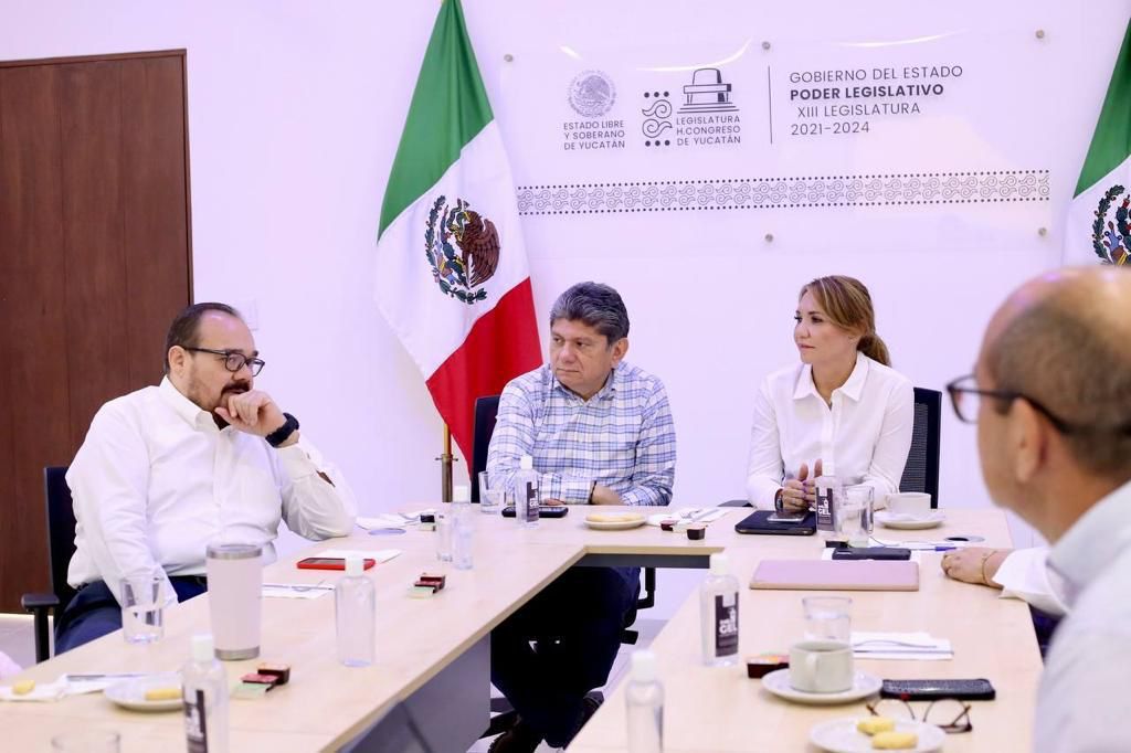 Trabajo congruente y coordinado entre diputados y regidores del PRI