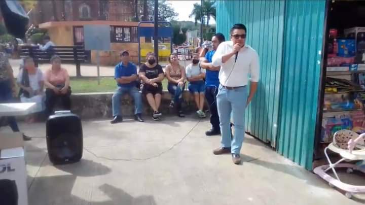 Diego Ávila tira la piedra y esconde la mano al responsabilizar a Morena de las protestas contra el andador turístico