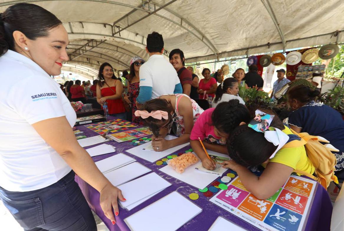 Yucatecos y visitantes continúan disfrutando del Festival de la Veda 2023