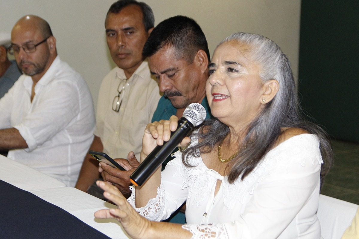 Apicultores exigen al Gobierno Federal acabar con los abusos de los intermediarios