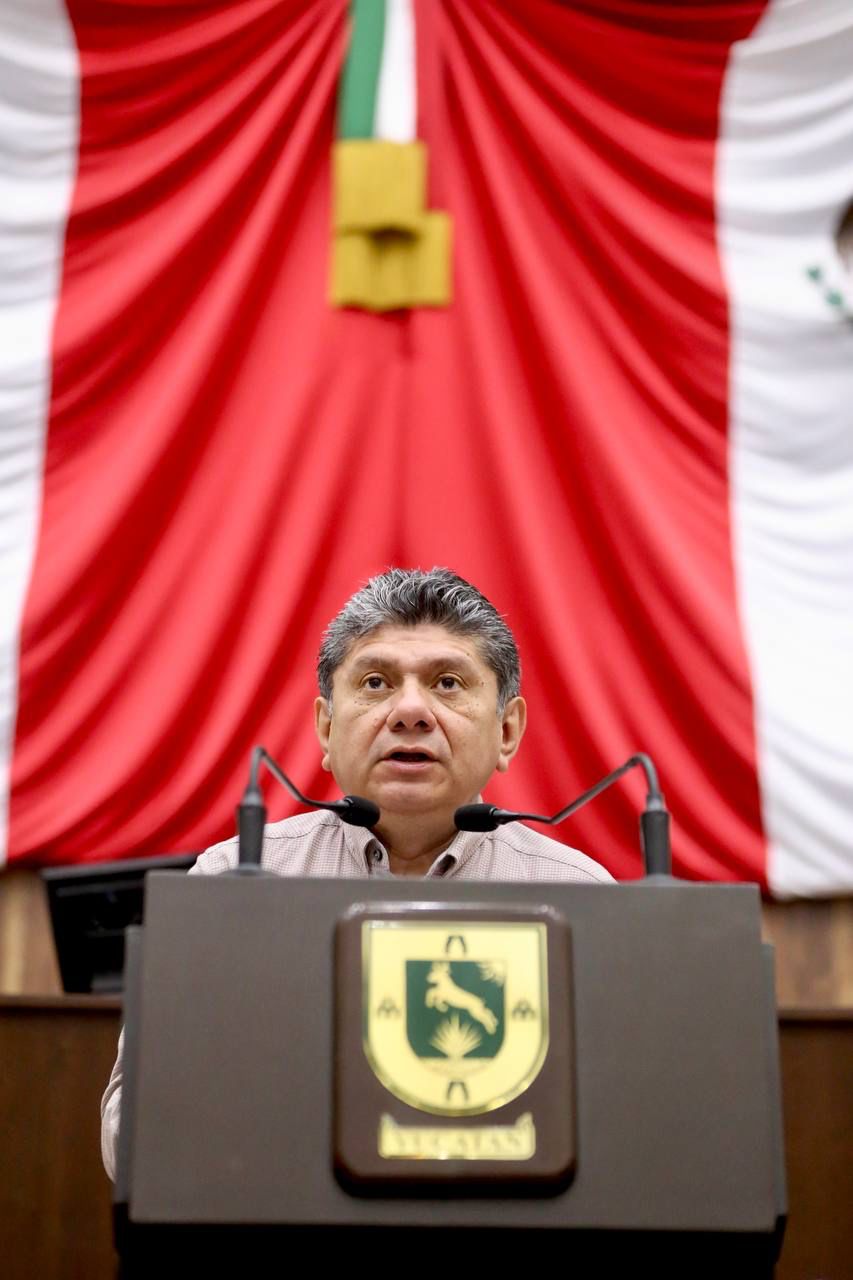 Fracción del PRI impulsa que sea ley el descuento en el transporte público