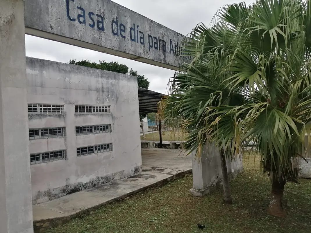 Morena Yucatán condena al presidente municipal de Mérida; regidores morenistas respaldan a Renán Barrera
