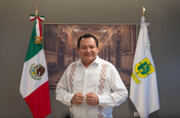 Claudia Sheinbaum y el gobernador Joaquín Díaz Mena dan inicio a obras estratégicas en Yucatán, incluyendo el Tren de Carga del Tren Maya y la ampliación del Puerto de Progreso, con una inversión cercana a los 30 mil millones de pesos.